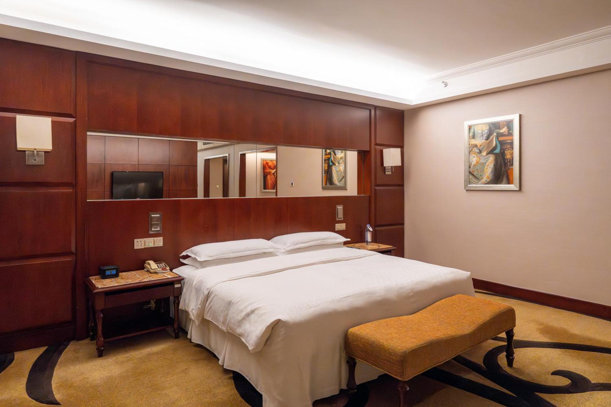 Sheraton Shenzhen Futian Hotel מראה חיצוני תמונה